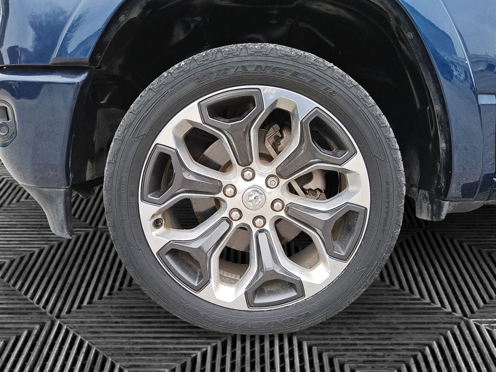 2020 RAM 1500 Limited Crew Cab 4x4 5'7' Box