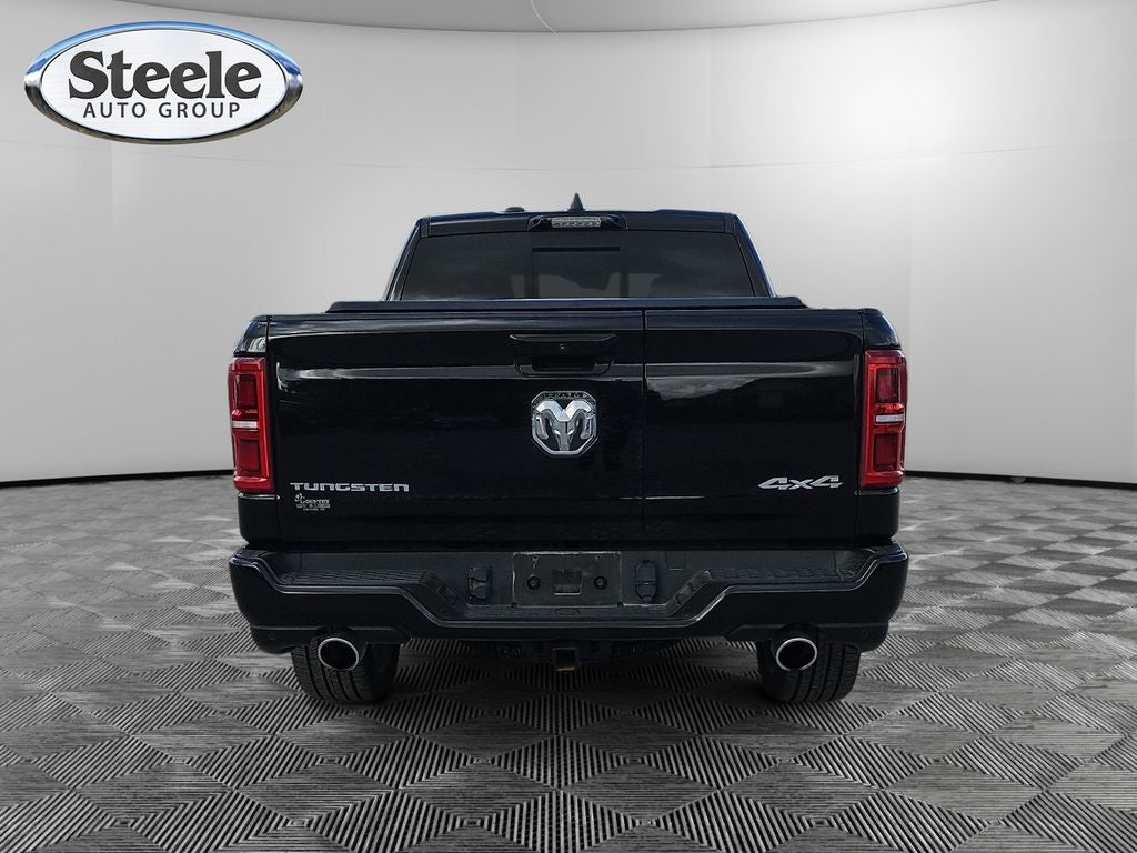 2025 RAM 1500 Tungsten Crew Cab 4x4 5'7' Box