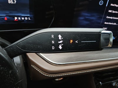 2025 Chevrolet Suburban 4WD High Country