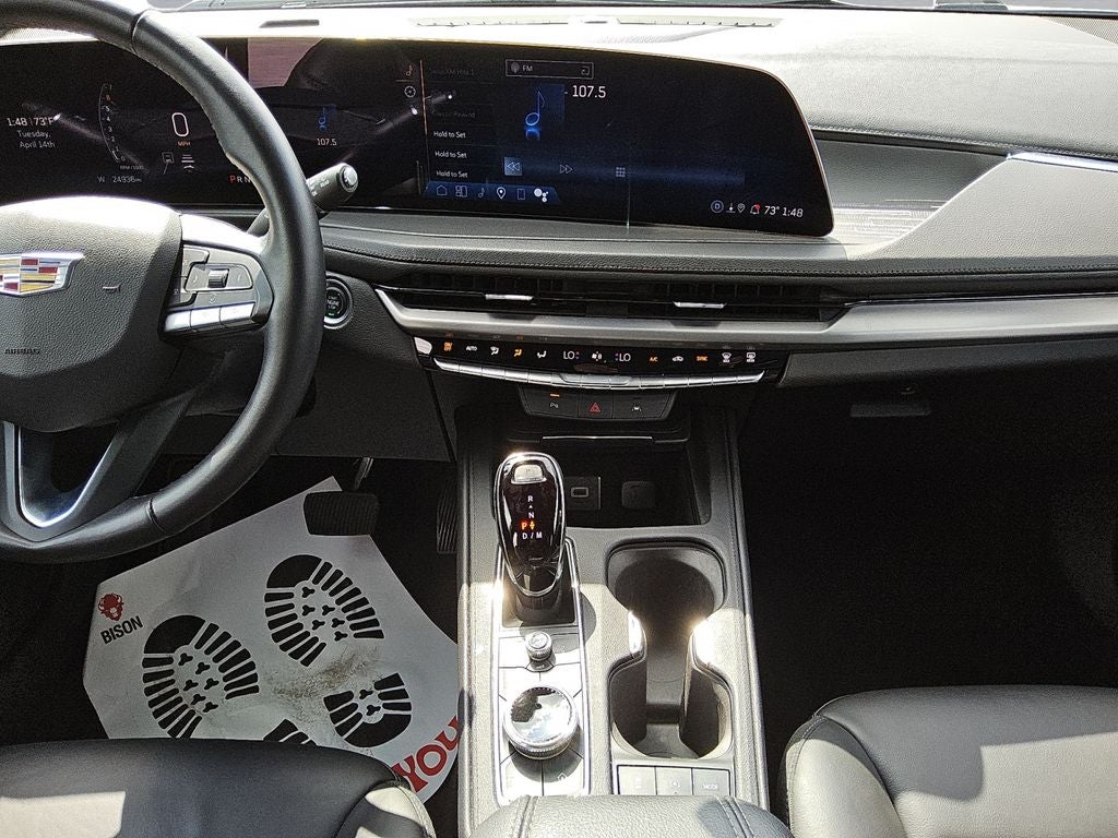 2025 Cadillac XT4 FWD Premium Luxury