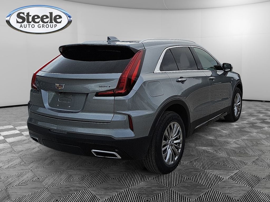 2025 Cadillac XT4 Premium Luxury