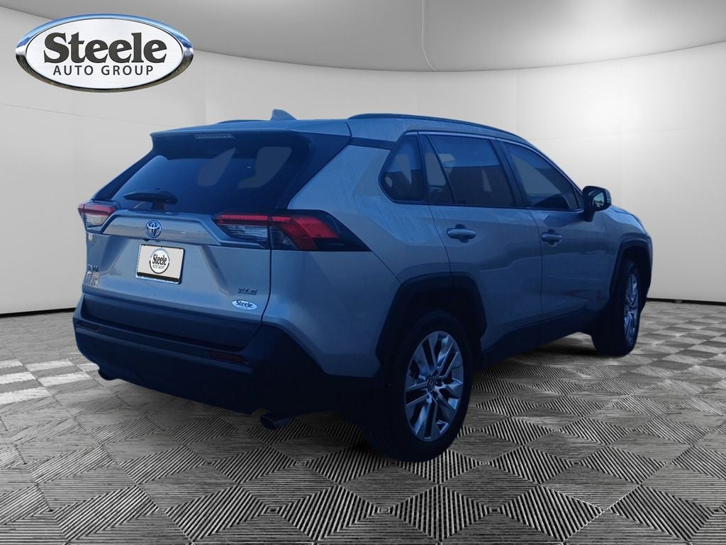 2021 Toyota RAV4 XLE Premium