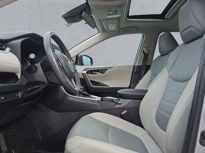 2021 Toyota RAV4 XLE Premium