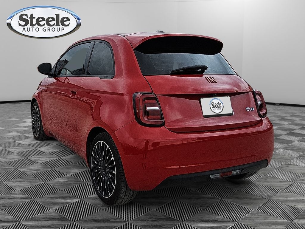 2024 FIAT 500e INSPI(RED) FWD