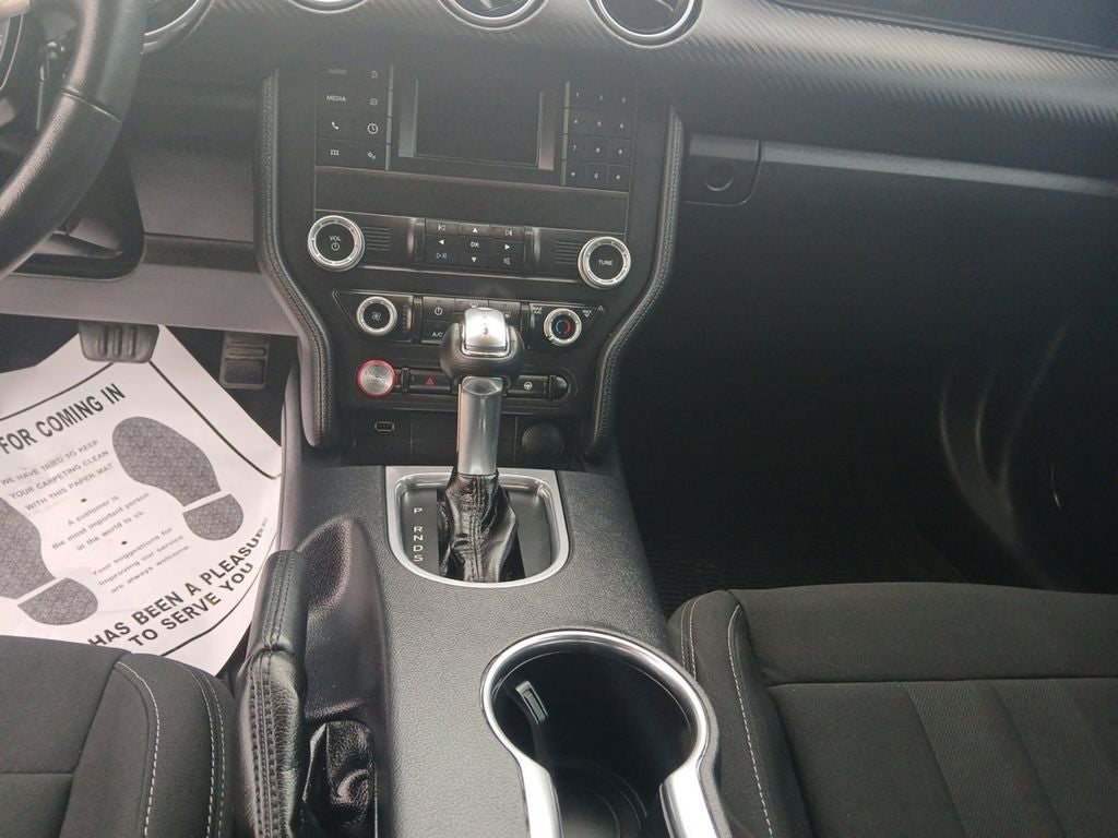 2022 Ford Mustang EcoBoost