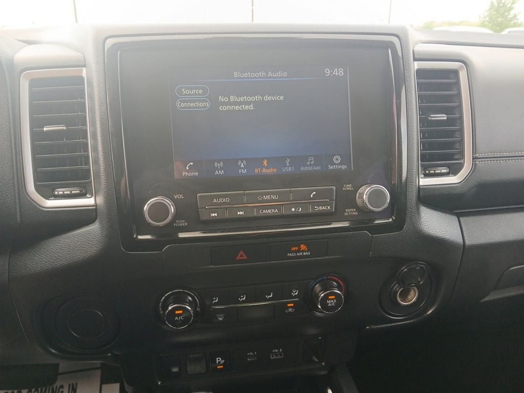 2022 Nissan Frontier SV