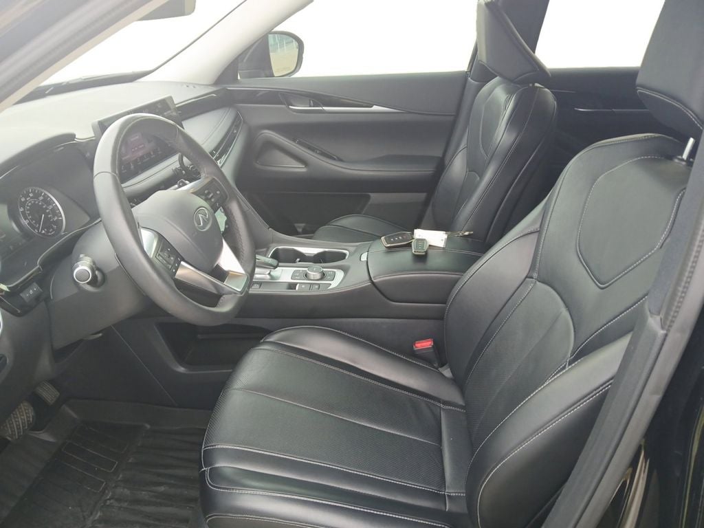 2025 INFINITI QX60 PURE