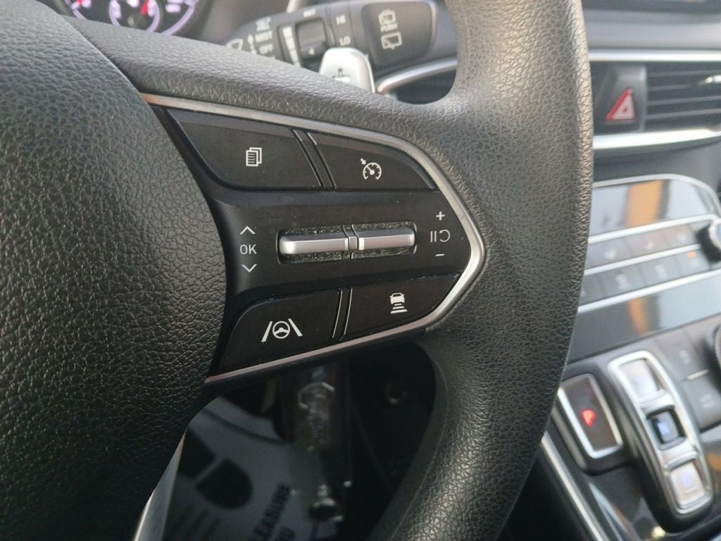 2021 Hyundai SANTA FE SE