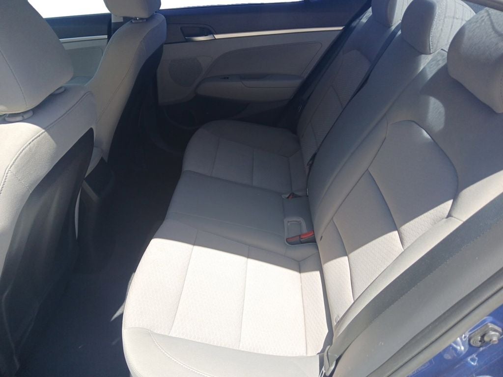 2019 Hyundai ELANTRA SE