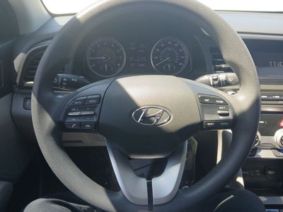 2019 Hyundai ELANTRA SE