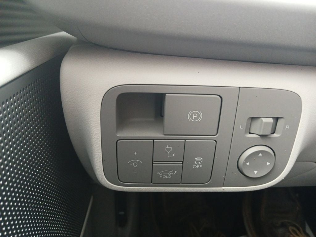 2025 Hyundai IONIQ 6 SEL