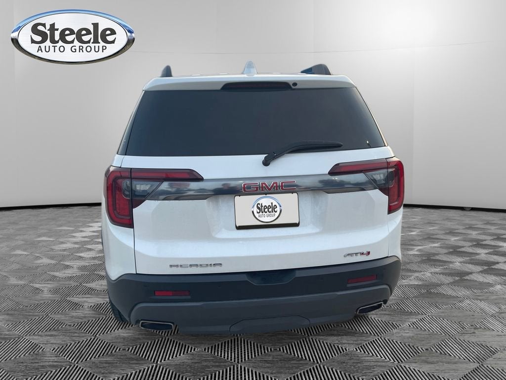 2023 GMC Acadia AT4