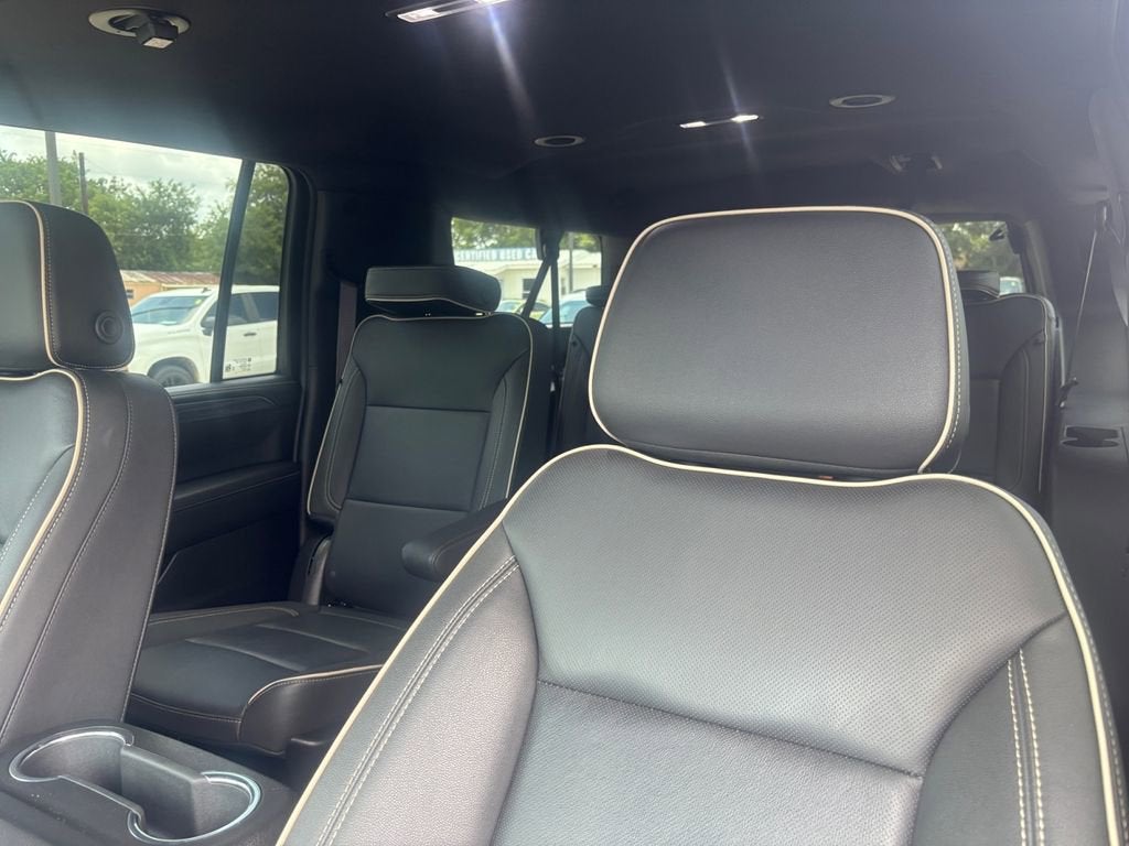 2024 GMC Yukon XL SLT