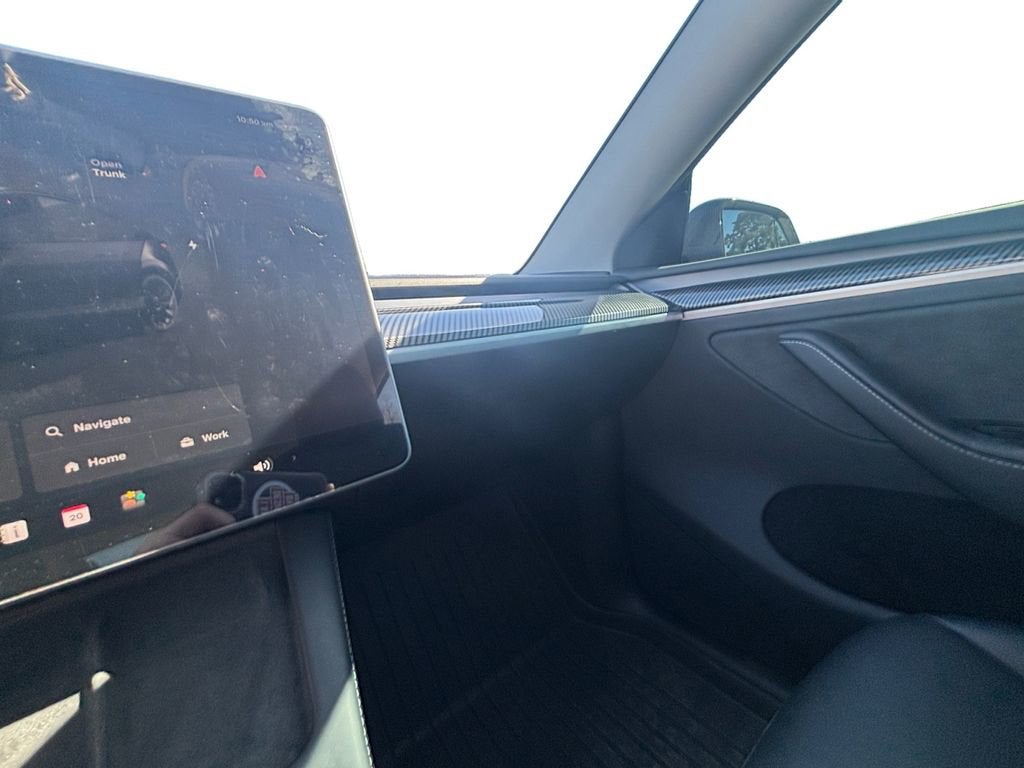 2025 Tesla Model Y Performance