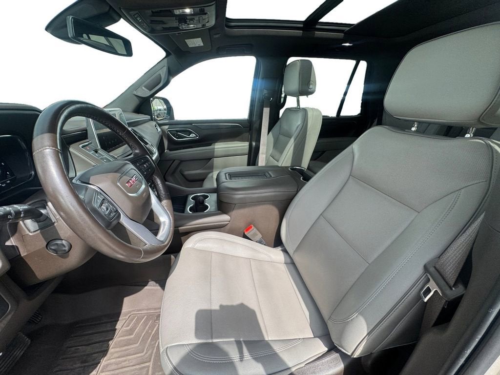 2022 GMC Yukon SLT