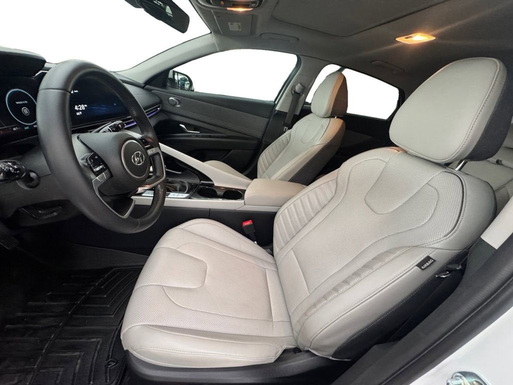 2021 Hyundai ELANTRA Limited