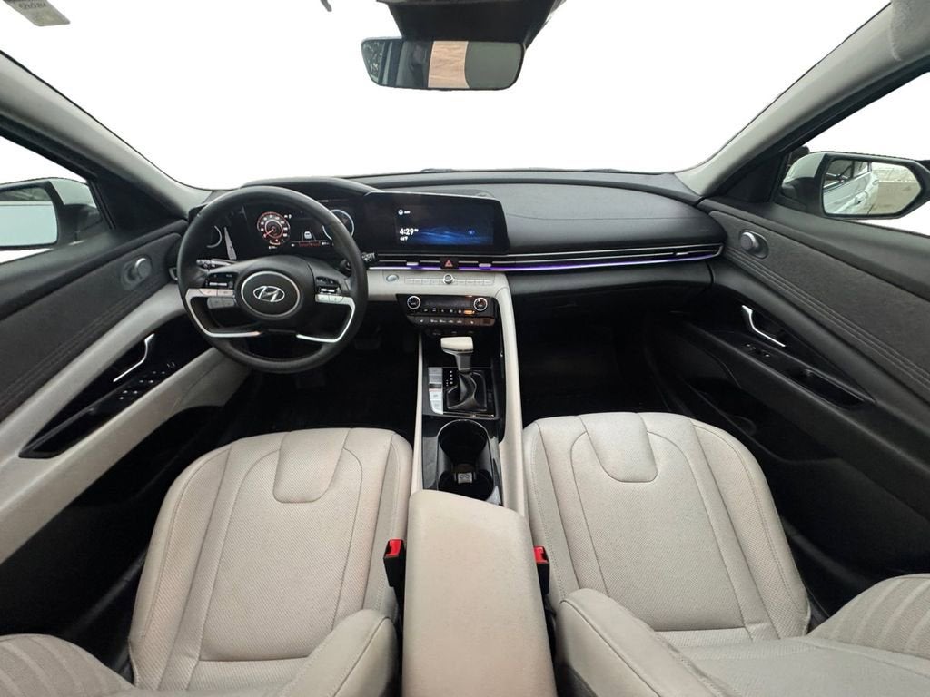 2021 Hyundai ELANTRA Limited