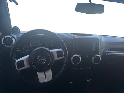 2014 Jeep Wrangler Unlimited Polar Edition