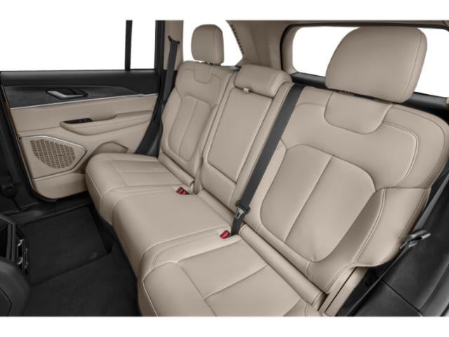 2025 Jeep Grand Cherokee Limited 4x2