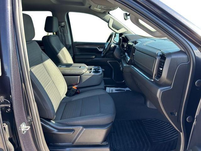 2023 Chevrolet Silverado 1500 4WD Crew Cab Standard Bed LT