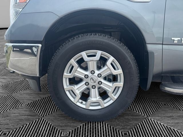 2017 Nissan TITAN XD SL Diesel