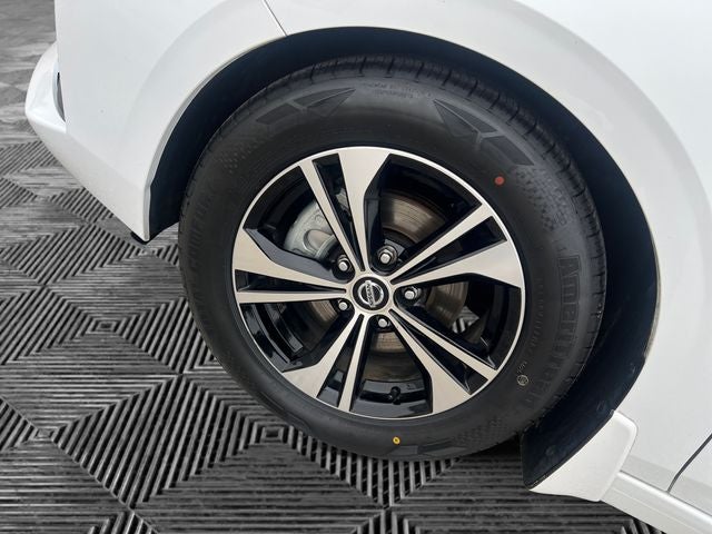 2022 Nissan Sentra SV Xtronic CVT