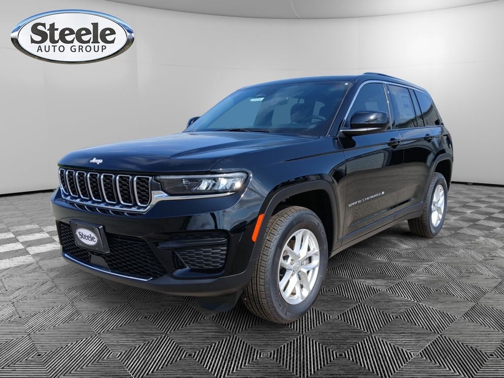 2024 Jeep Grand Cherokee Laredo X 4x2