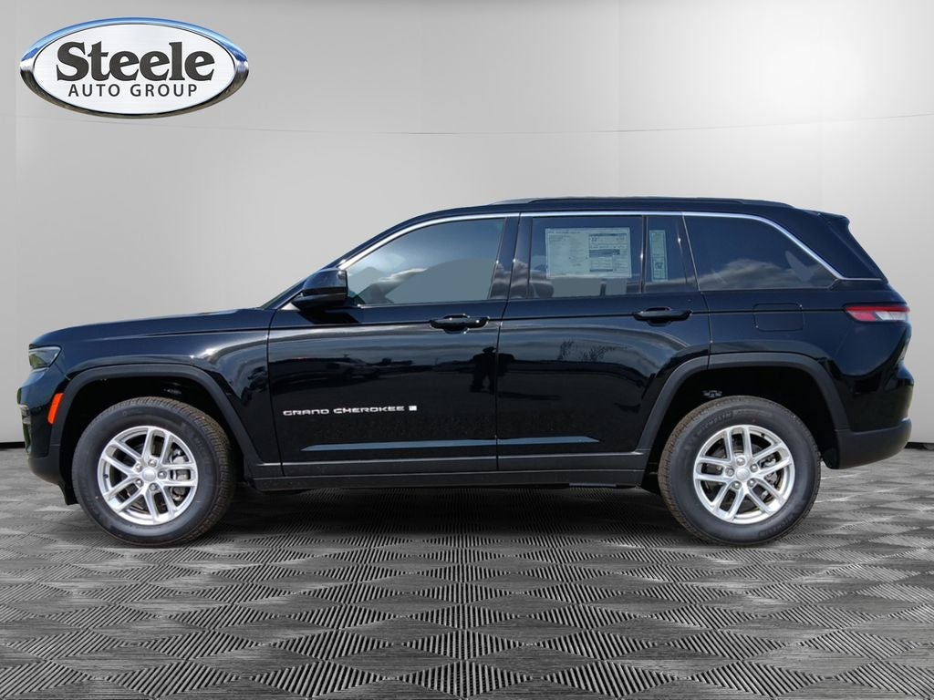 2024 Jeep Grand Cherokee Laredo X 4x2
