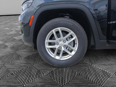 2024 Jeep Grand Cherokee GRAND CHEROKEE LAREDO X 4X4