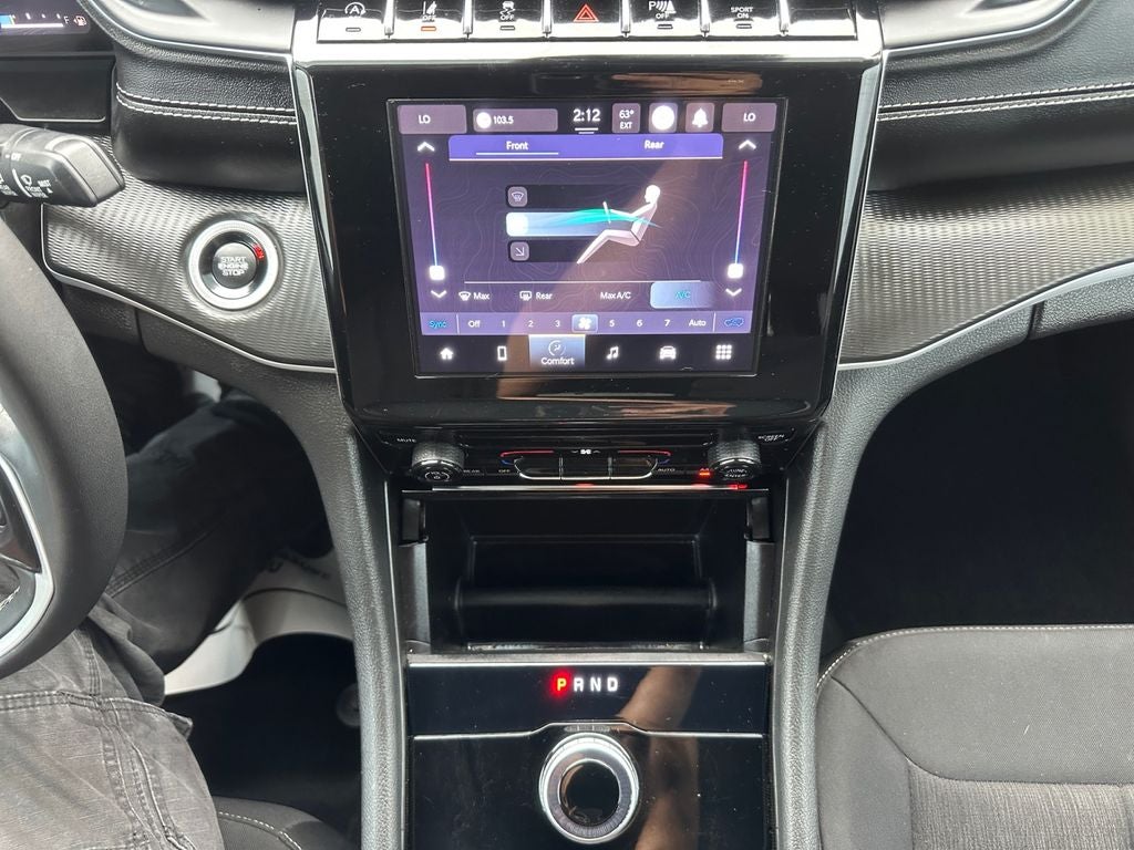 2024 Jeep Grand Cherokee L Laredo X 4x4