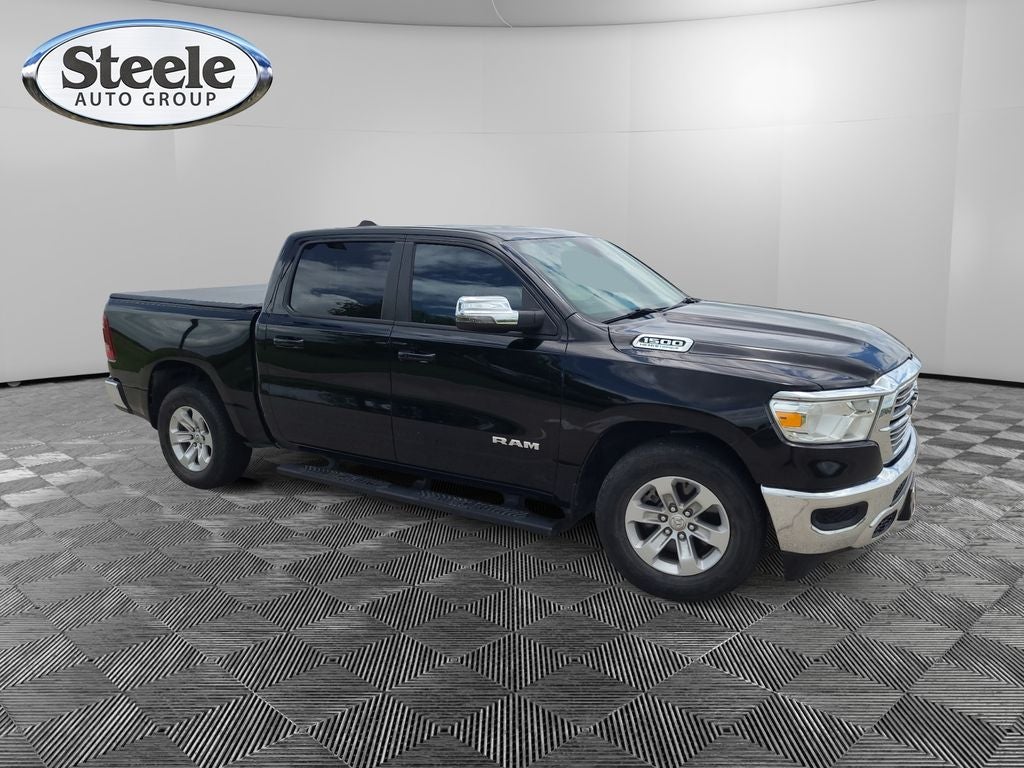 2023 RAM 1500 Laramie Crew Cab 4x2 5'7' Box
