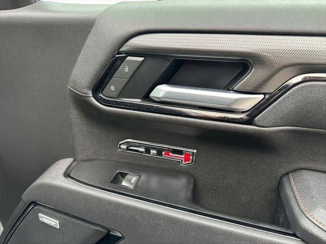 2025 GMC Sierra 1500 4WD Crew Cab Short Box AT4