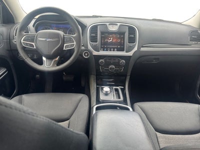 2023 Chrysler 300 Touring