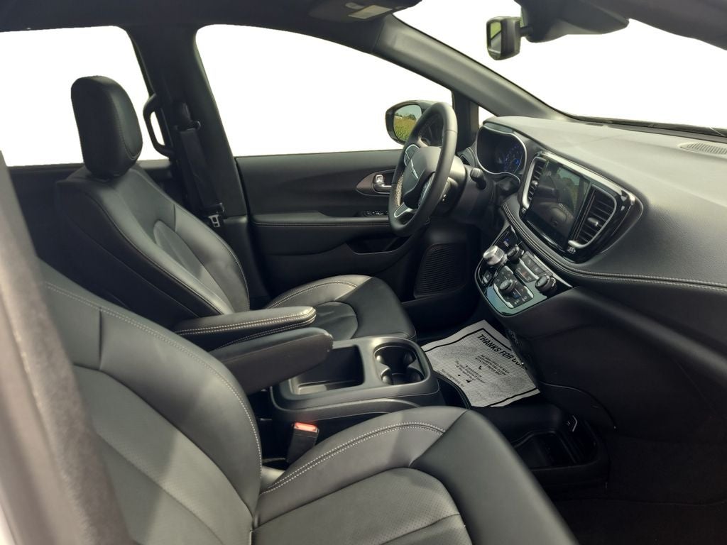 2025 Chrysler Pacifica PACIFICA SELECT