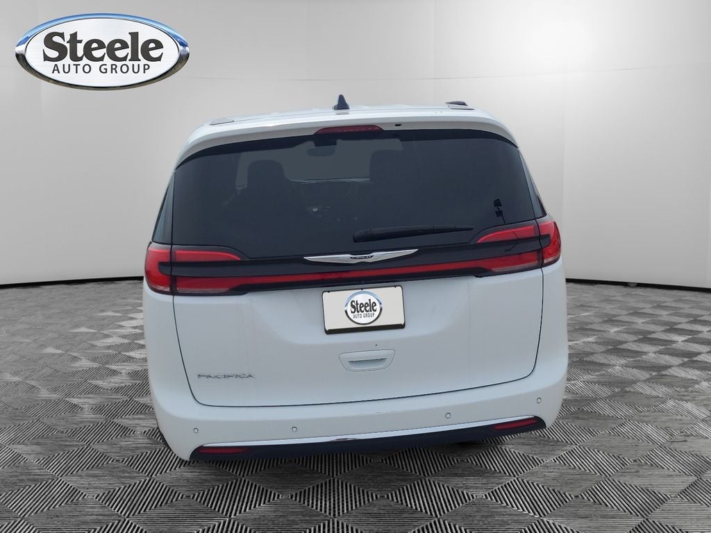 2025 Chrysler Pacifica PACIFICA SELECT