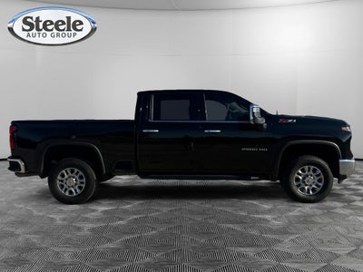2025 Chevrolet Silverado 2500HD 4WD Crew Cab Standard Bed LTZ