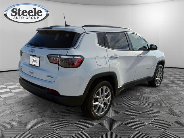 2023 Jeep Compass Latitude Lux FWD