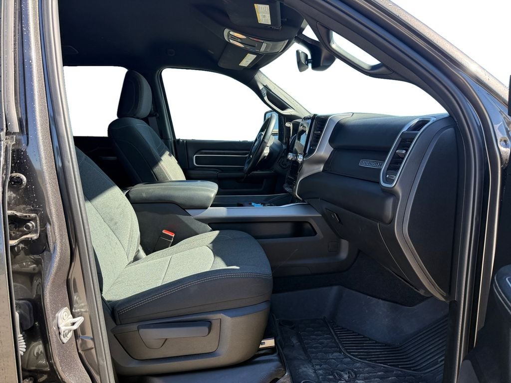 2024 RAM 3500 Big Horn Crew Cab 4x4 8' Box