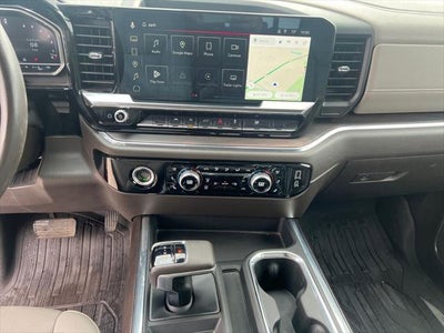 2023 GMC Sierra 1500 2WD Crew Cab Short Box SLT