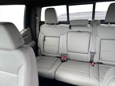 2023 GMC Sierra 1500 2WD Crew Cab Short Box SLT