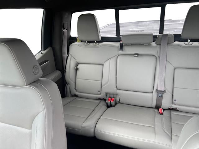 2023 GMC Sierra 1500 2WD Crew Cab Short Box SLT