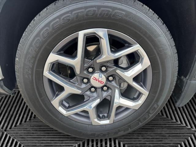 2023 GMC Sierra 1500 2WD Crew Cab Short Box SLT