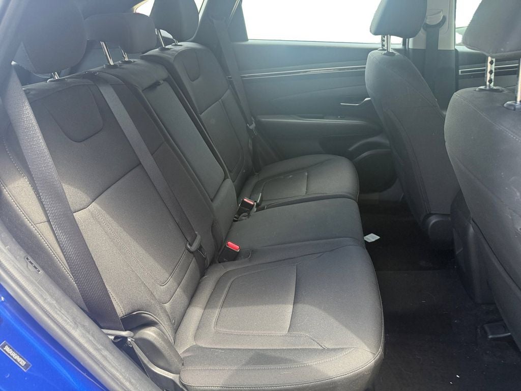 2023 Hyundai TUCSON SE