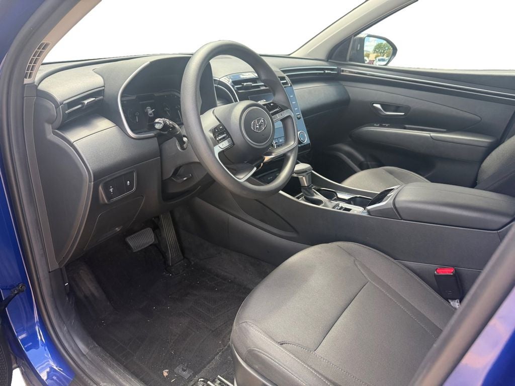 2023 Hyundai TUCSON SE