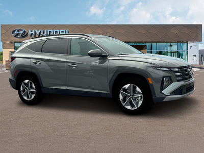 2025 Hyundai TUCSON SEL FWD