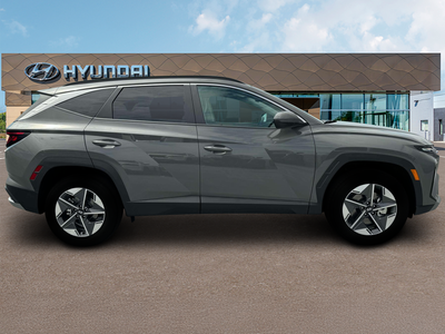 2025 Hyundai TUCSON SEL FWD