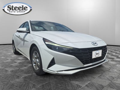 2022 Hyundai ELANTRA SE