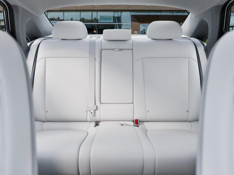 2025 Hyundai IONIQ 6 Limited