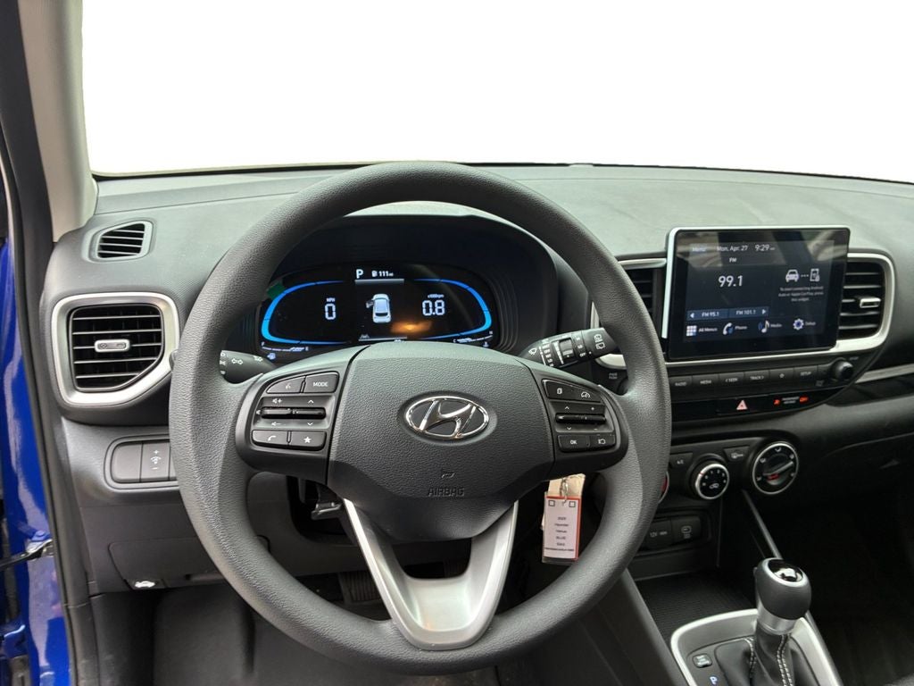 2025 Hyundai VENUE SE