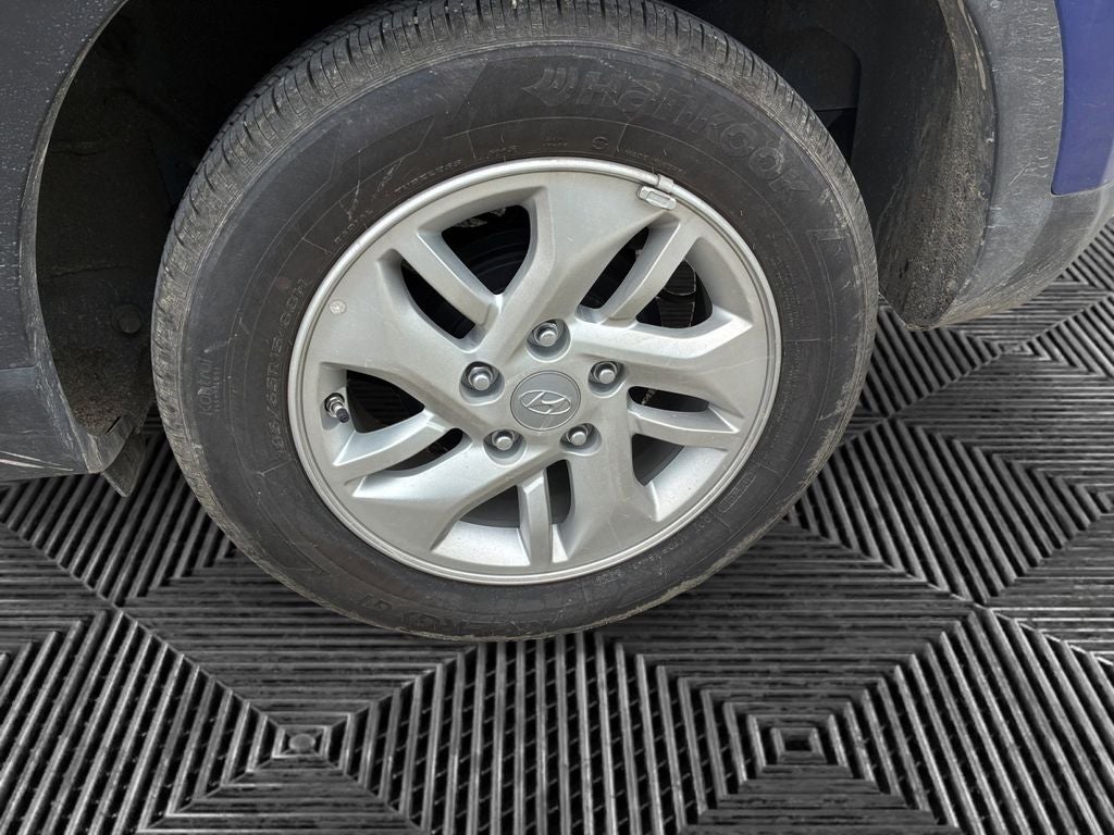 2025 Hyundai VENUE SE